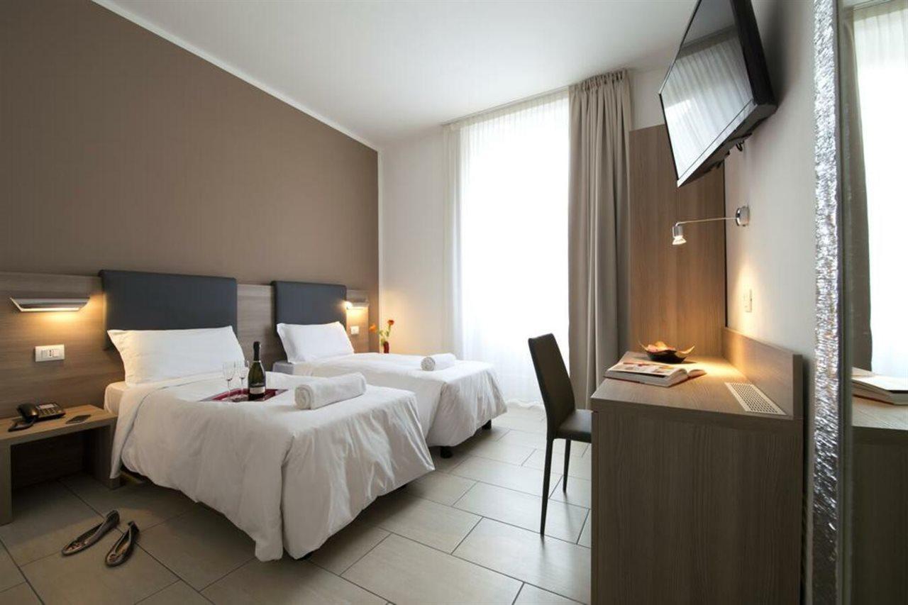 מילאנו Oasi Village Hotel מראה חיצוני תמונה