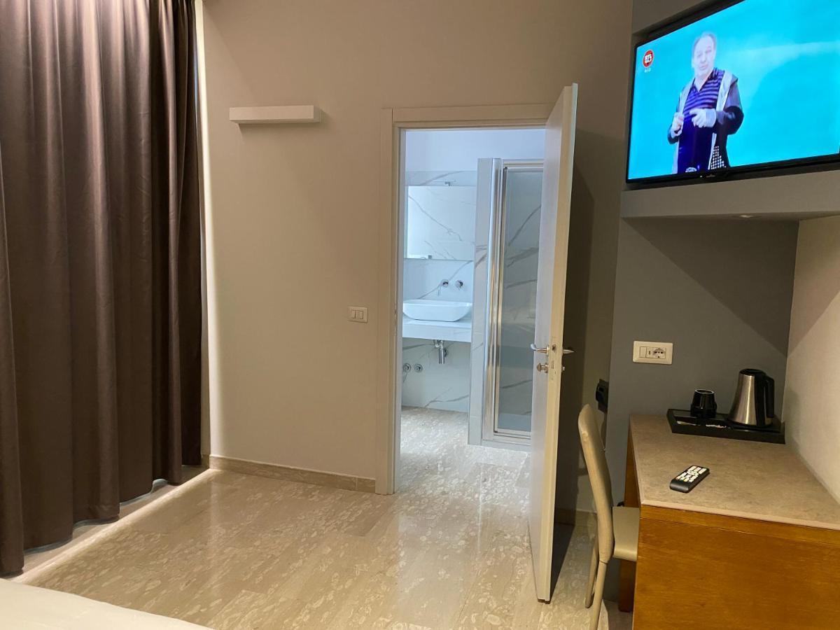 מילאנו Oasi Village Hotel מראה חיצוני תמונה