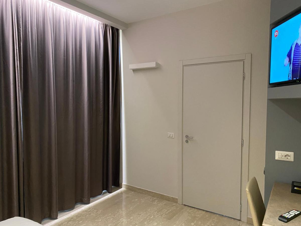 מילאנו Oasi Village Hotel מראה חיצוני תמונה