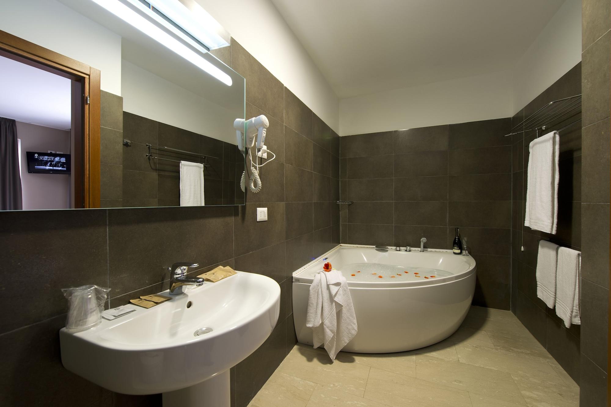 מילאנו Oasi Village Hotel מראה חיצוני תמונה